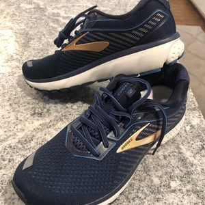 Men’s Brooks Tennis Shoes - Ghost 12